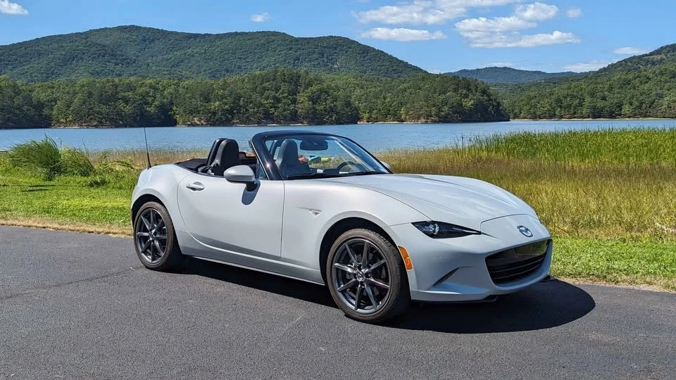 2016 Mazda ND MX-5 Miata - Image 3 of 14