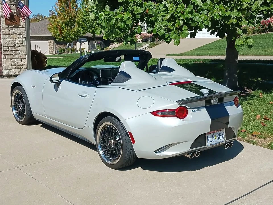 2016 Mazda ND MX-5 Miata - Image 2 of 6