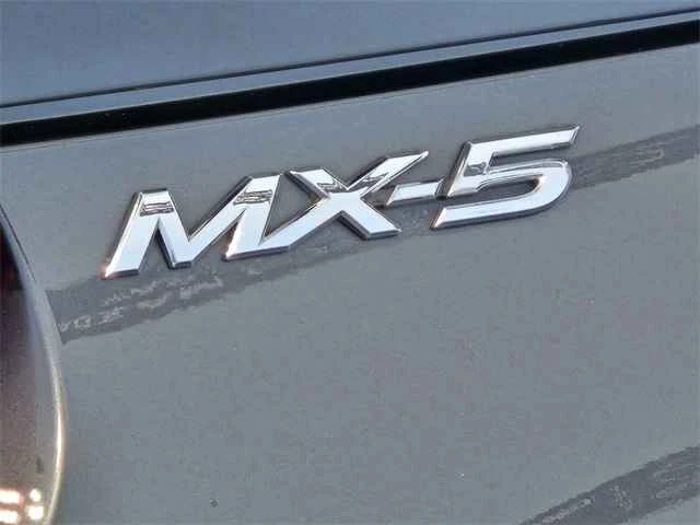 2016 Mazda ND MX-5 Miata - Image 9 of 18