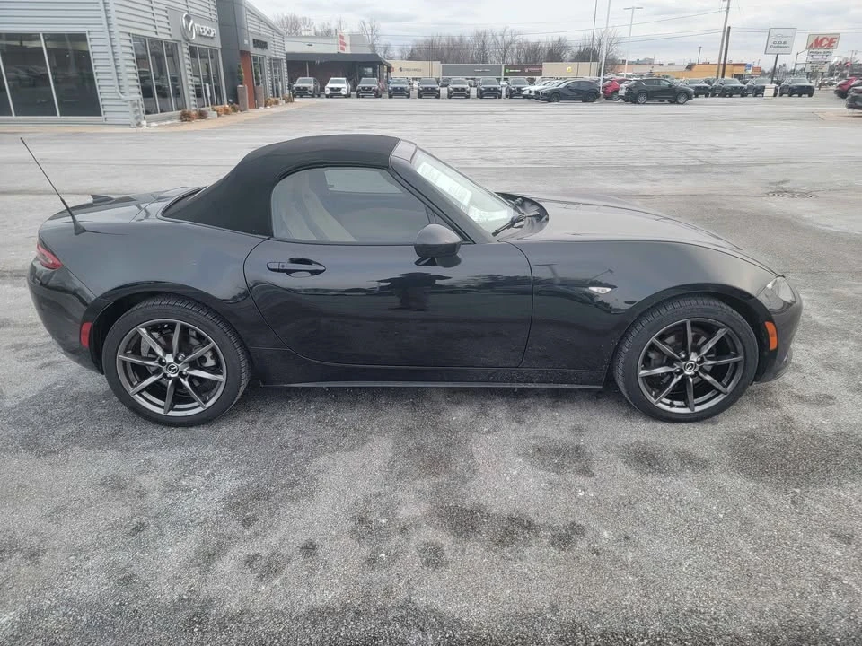 2016 Mazda ND MX-5 Miata - Image 4 of 18