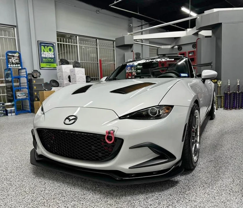 2016 Mazda ND MX-5 Miata - Image 2 of 21