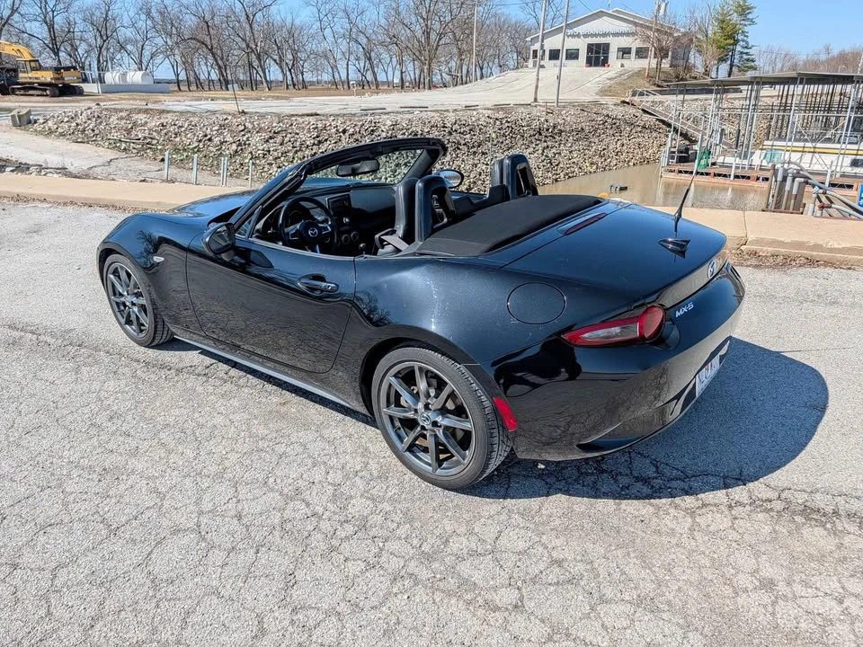 2016 Mazda ND MX-5 Miata - Image 9 of 14