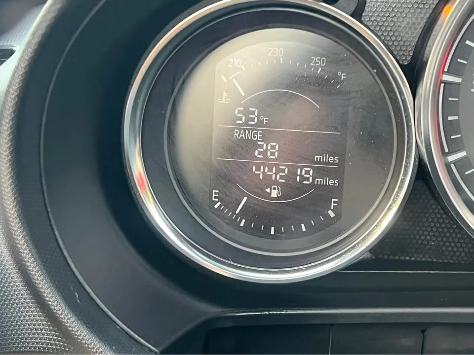 2016 Mazda ND MX-5 Miata - Image 12 of 15