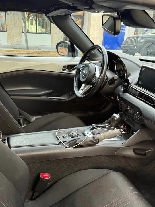 2016 Mazda ND MX-5 Miata - Image 3 of 4