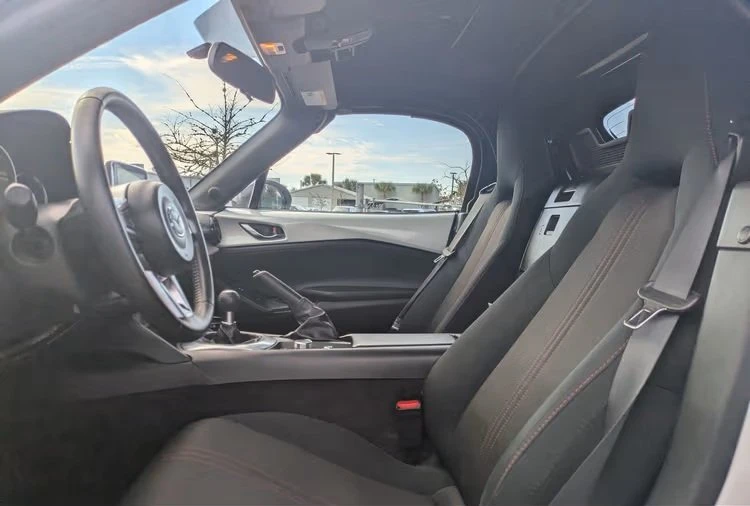 2016 Mazda ND MX-5 Miata - Image 6 of 10