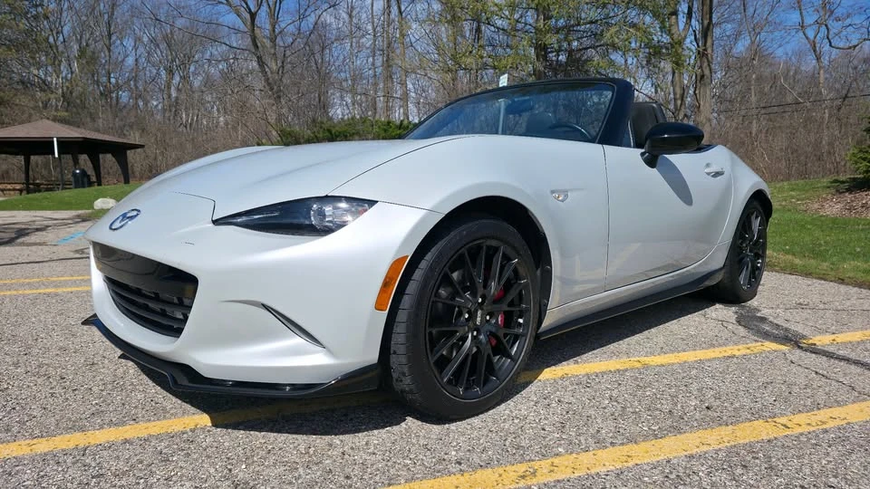 2016 Mazda ND MX-5 Miata - Image 2 of 20