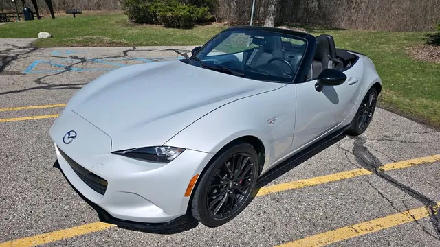 2016 Mazda MX-5 Miata Club