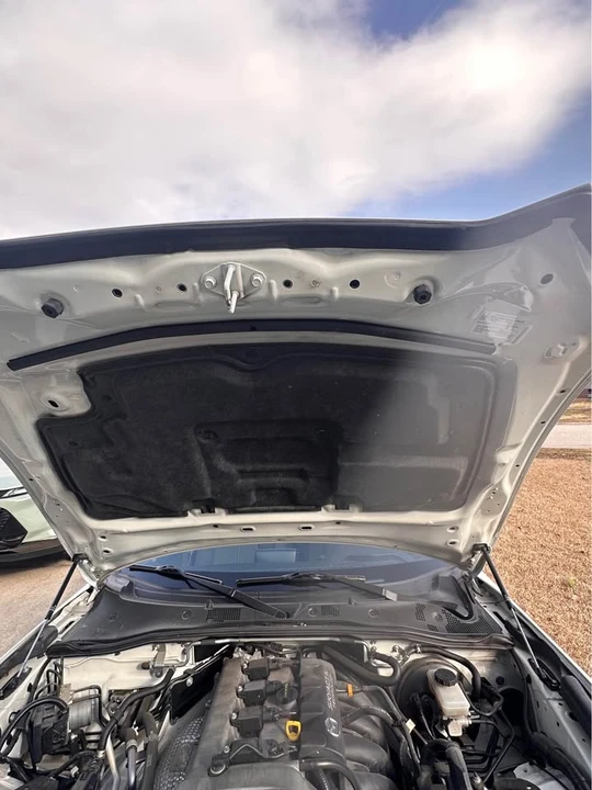 2016 Mazda ND MX-5 Miata - Image 16 of 19