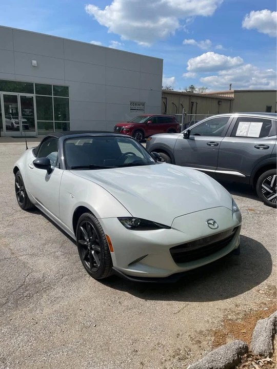 2016 Mazda ND MX-5 Miata - Image 2 of 5