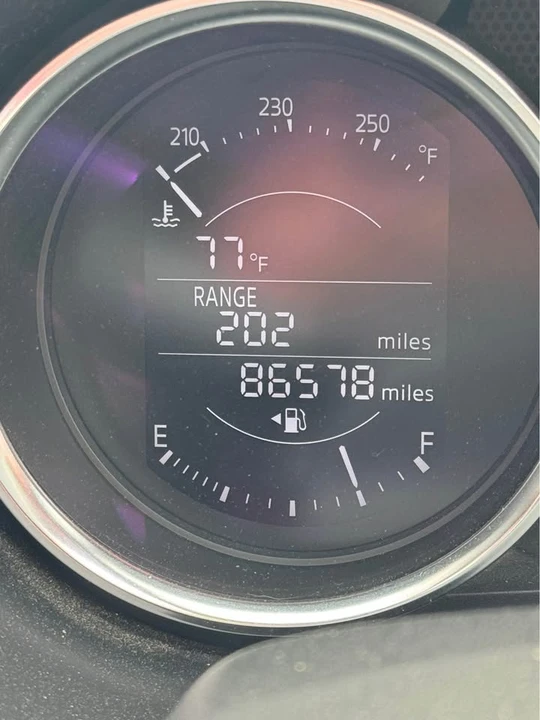 2016 Mazda ND MX-5 Miata - Image 17 of 18