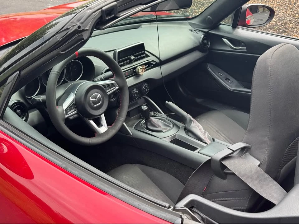 2016 Mazda ND MX-5 Miata - Image 9 of 18