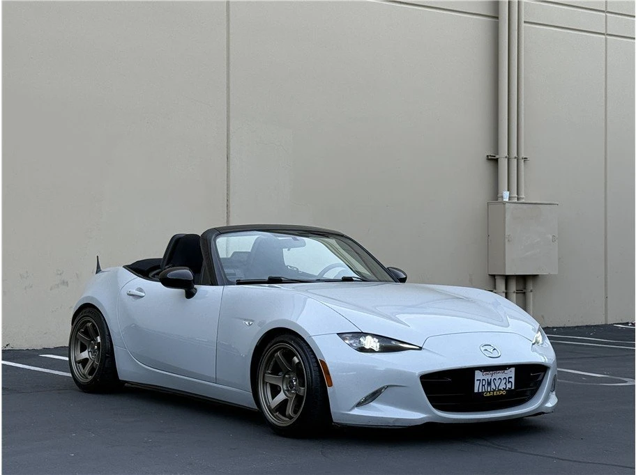 2016 Mazda ND MX-5 Miata - Image 2 of 19
