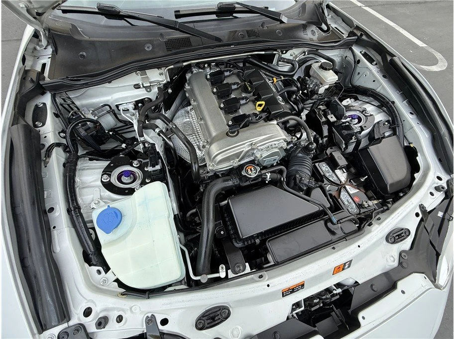 2016 Mazda ND MX-5 Miata - Image 18 of 19