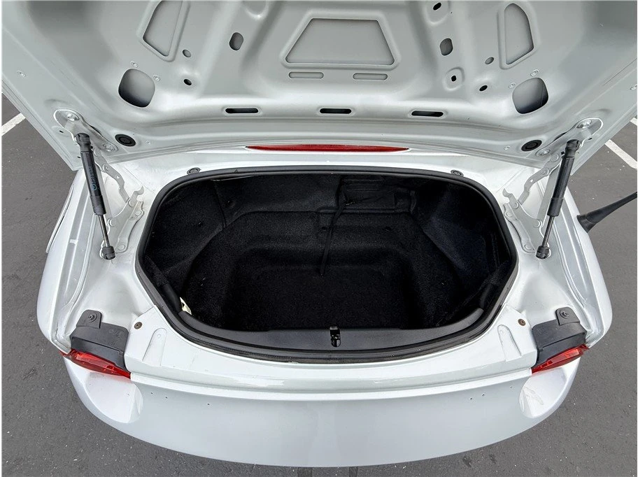 2016 Mazda ND MX-5 Miata - Image 17 of 19