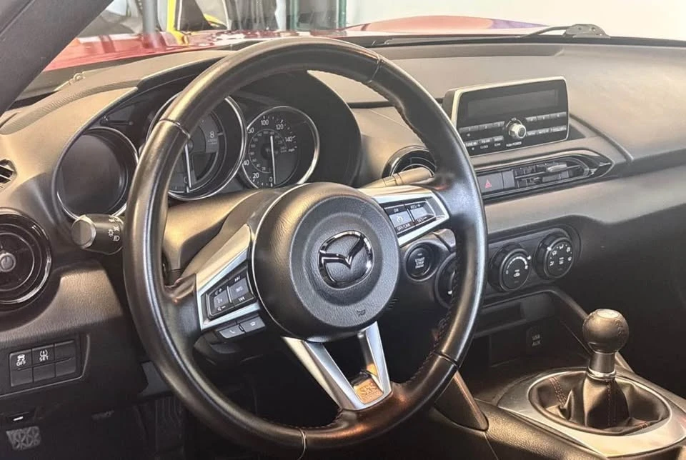 2016 Mazda ND MX-5 Miata - Image 15 of 16