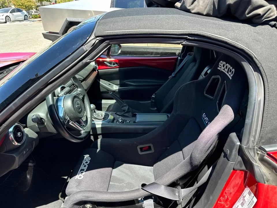 2016 Mazda ND MX-5 Miata - Image 6 of 7