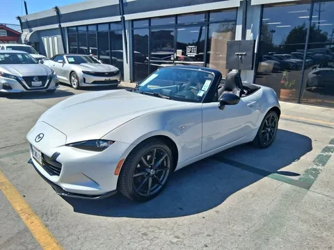 2016 Mazda MX-5 Miata Club
