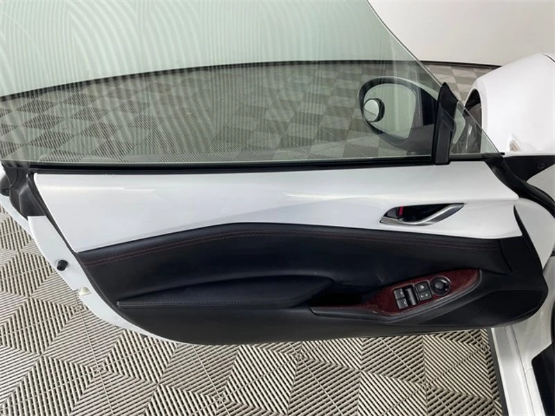 2016 Mazda ND MX-5 Miata - Image 14 of 17