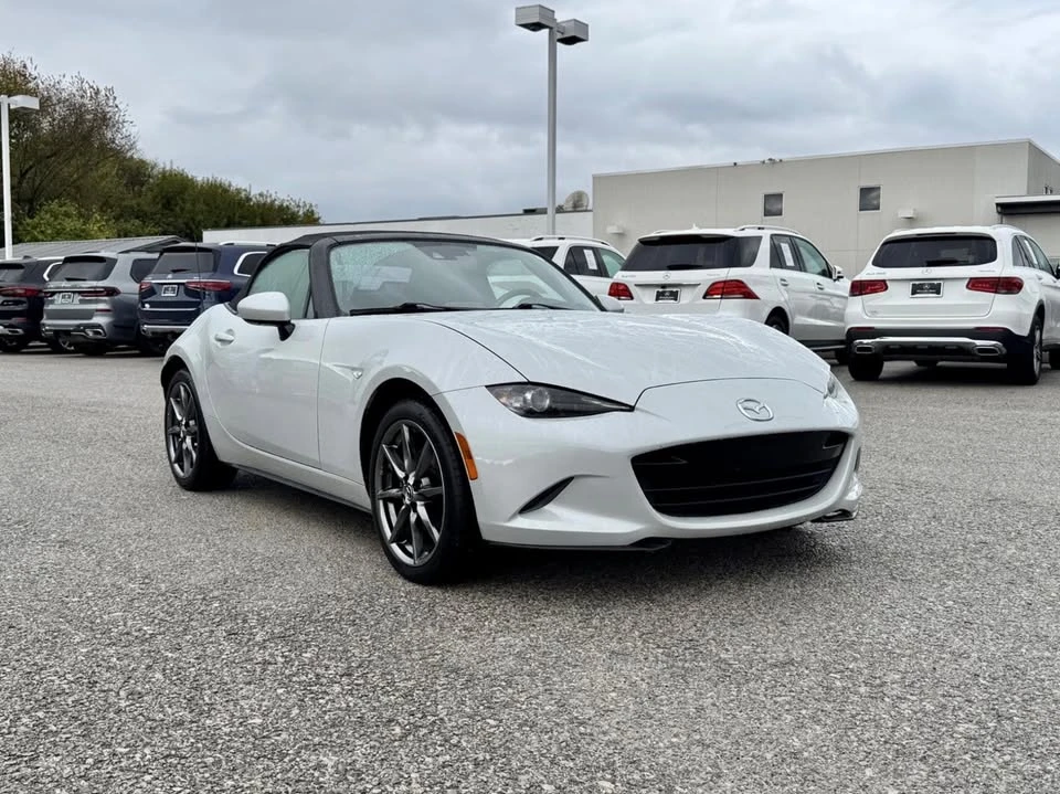 2016 Mazda ND MX-5 Miata - Image 3 of 11