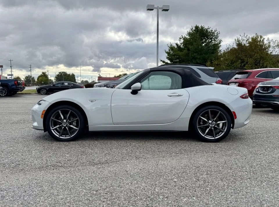 2016 Mazda ND MX-5 Miata - Image 5 of 11