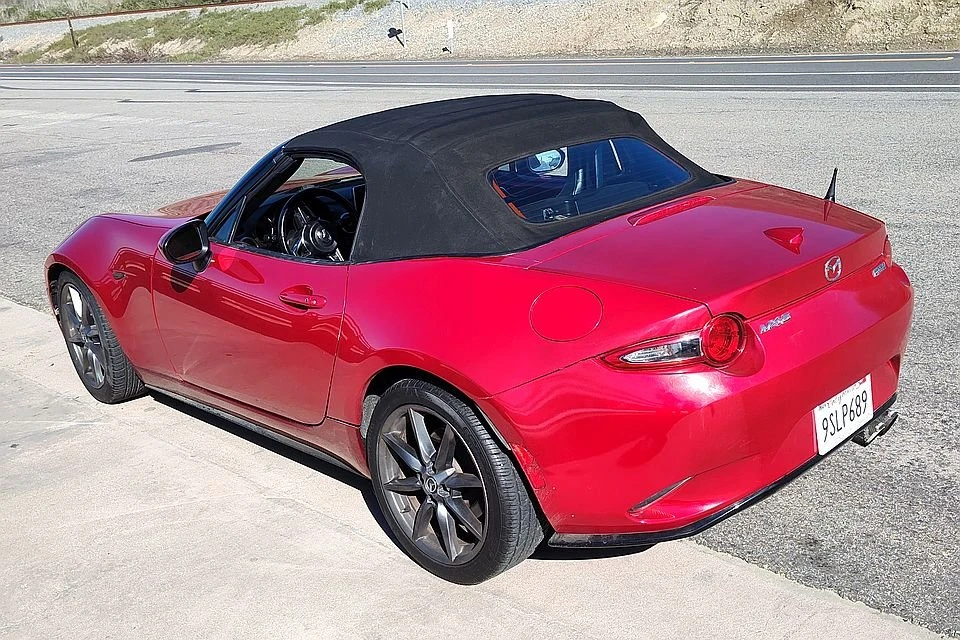 2016 Mazda ND MX-5 Miata - Image 3 of 4
