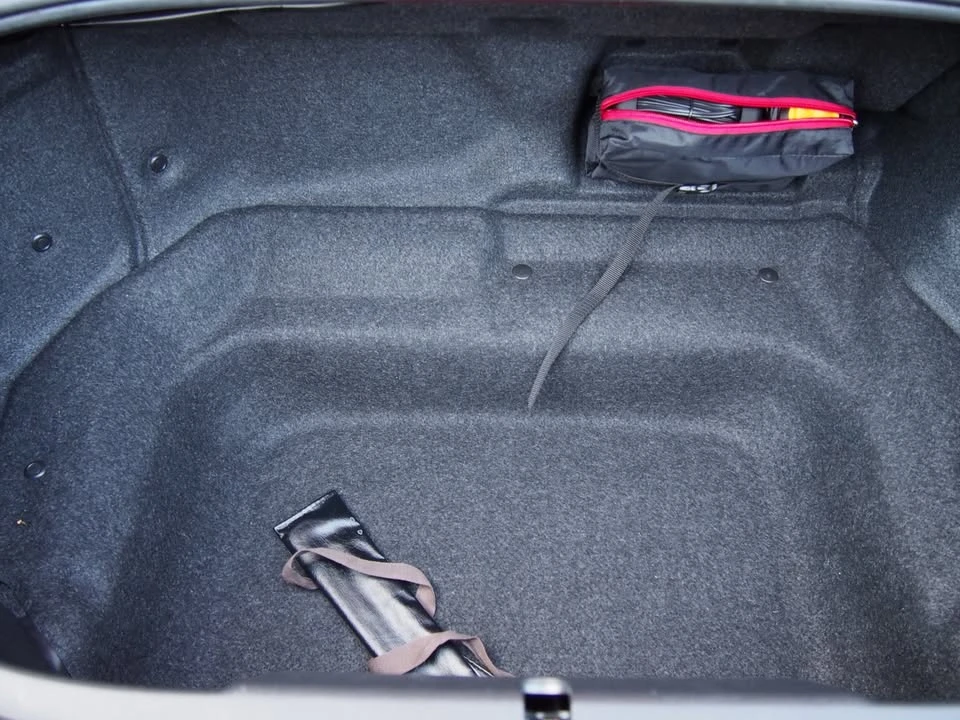 2016 Mazda ND MX-5 Miata - Image 17 of 20
