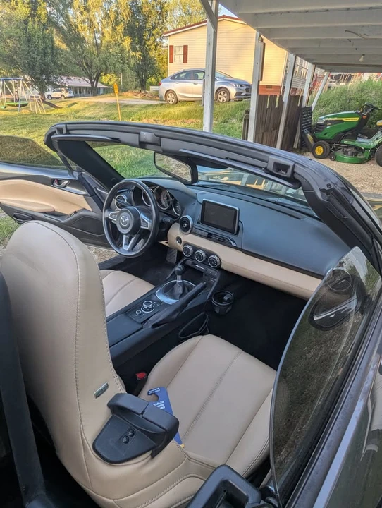 2016 Mazda ND MX-5 Miata - Image 2 of 18