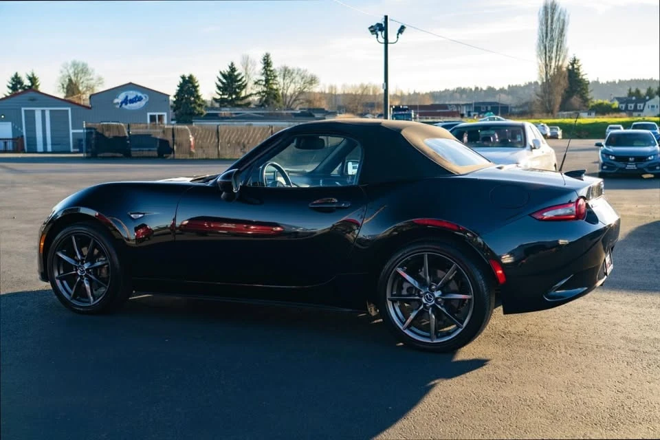 2016 Mazda ND MX-5 Miata - Image 2 of 19