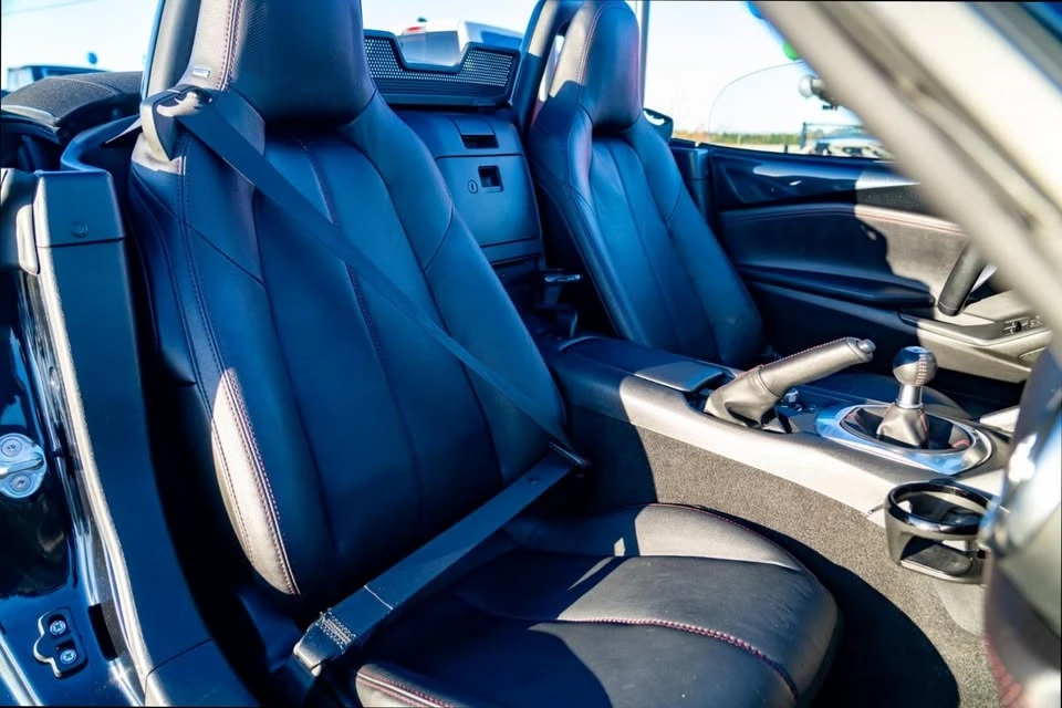 2016 Mazda ND MX-5 Miata - Image 18 of 19