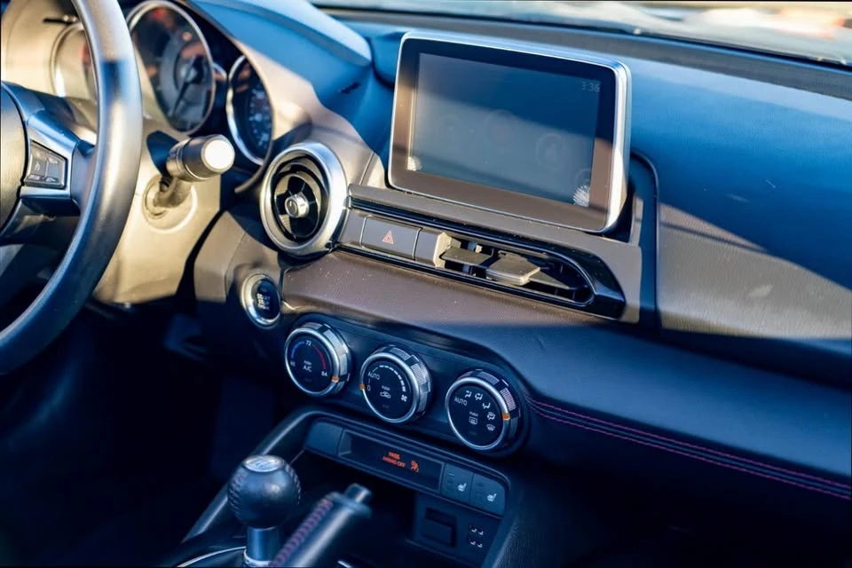 2016 Mazda ND MX-5 Miata - Image 17 of 19