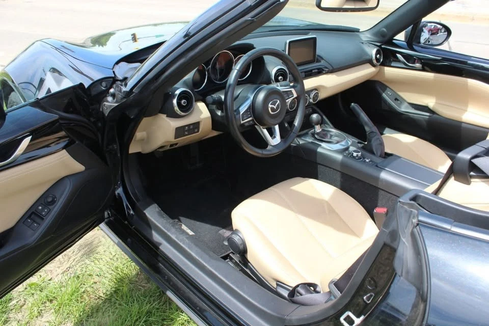 2016 Mazda ND MX-5 Miata - Image 11 of 17