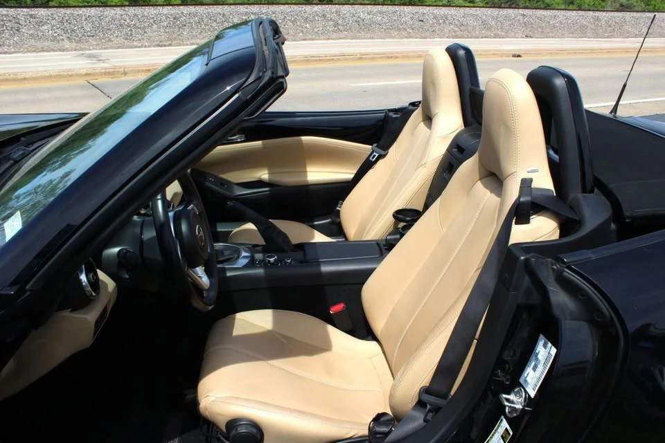 2016 Mazda ND MX-5 Miata - Image 12 of 17