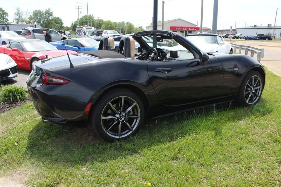 2016 Mazda ND MX-5 Miata - Image 7 of 17