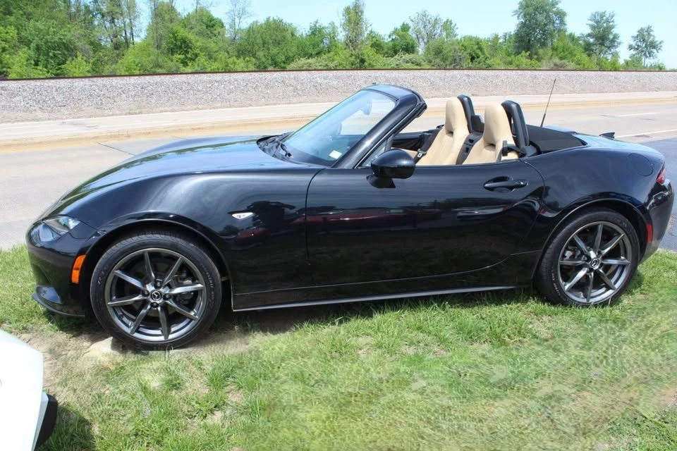2016 Mazda ND MX-5 Miata - Image 3 of 17