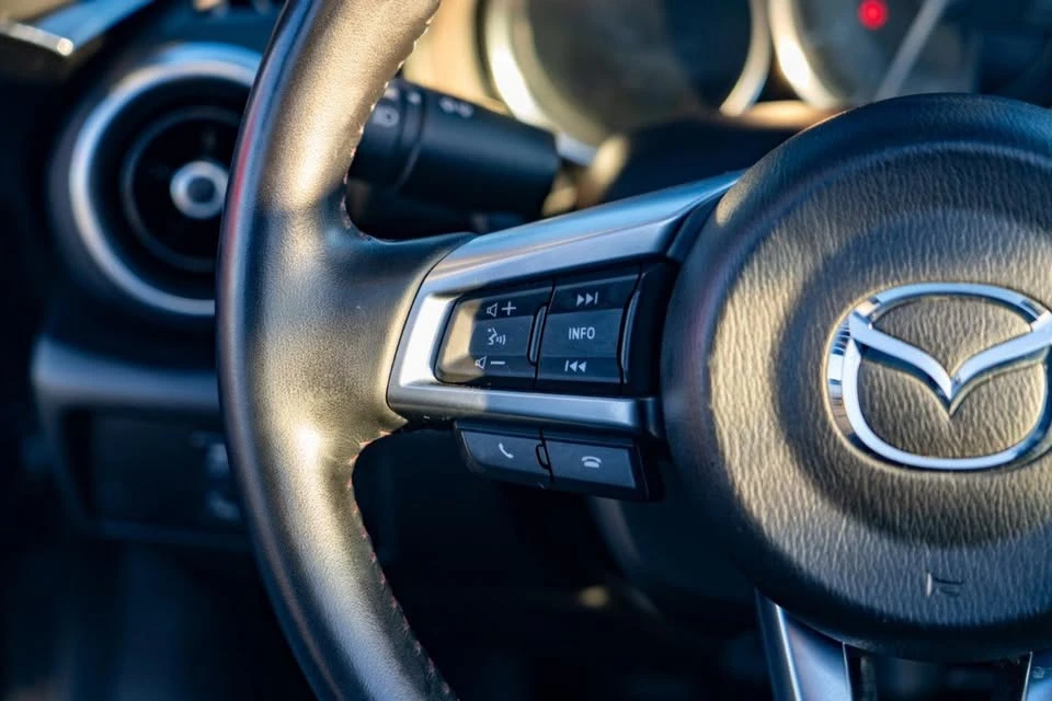 2016 Mazda ND MX-5 Miata - Image 17 of 20