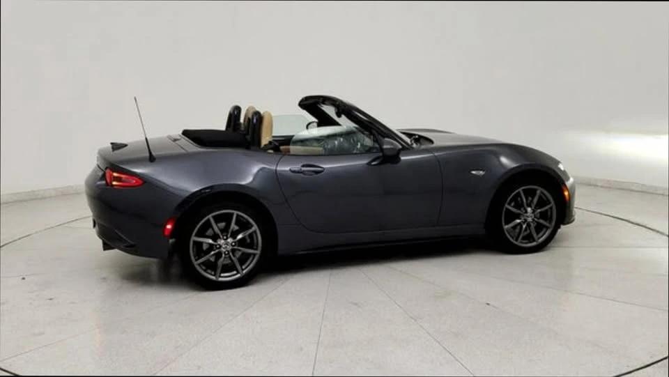 2016 Mazda ND MX-5 Miata - Image 10 of 17