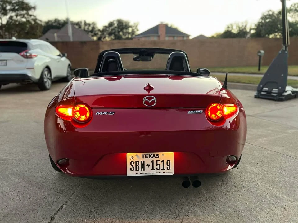 2016 Mazda ND MX-5 Miata - Image 5 of 16