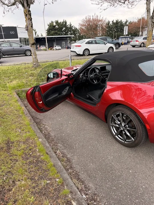 2016 Mazda ND MX-5 Miata - Image 2 of 9