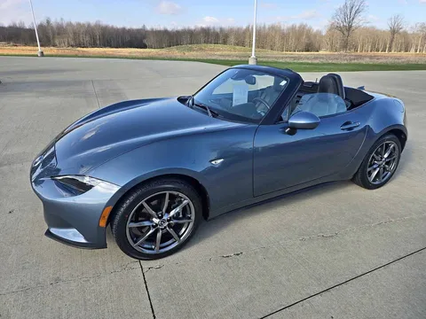 2016 Mazda MX-5 Miata RF Grand Touring Convertible