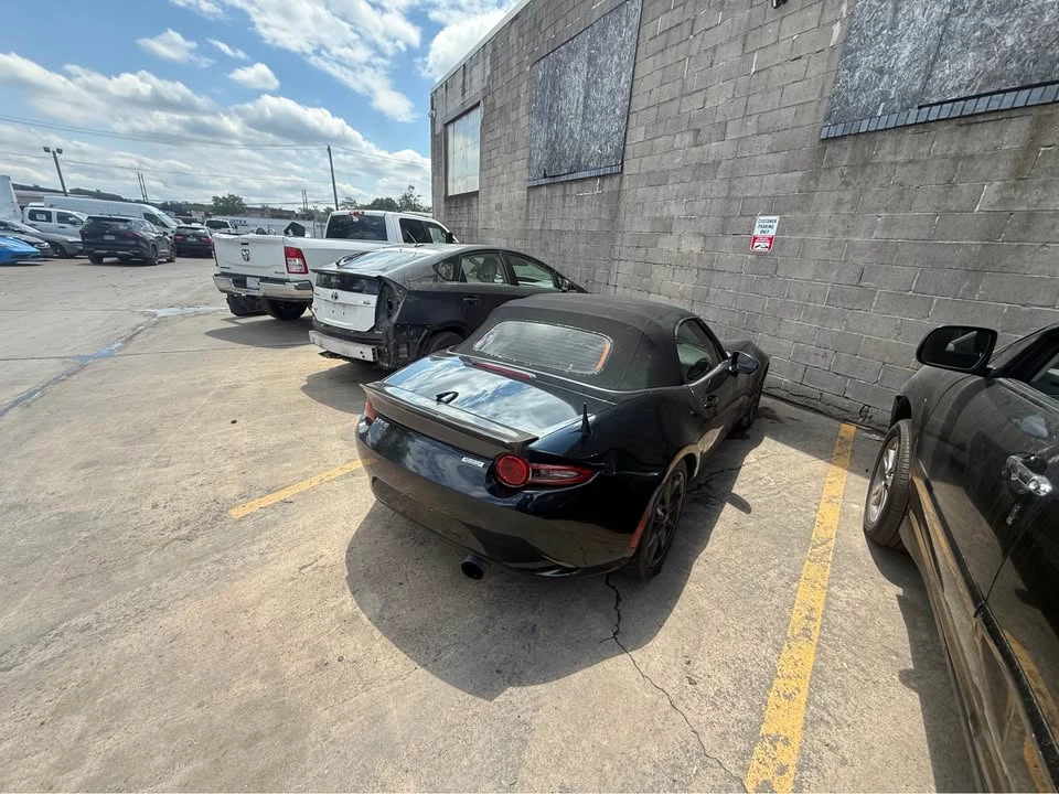 2016 Mazda ND MX-5 Miata - Image 6 of 11