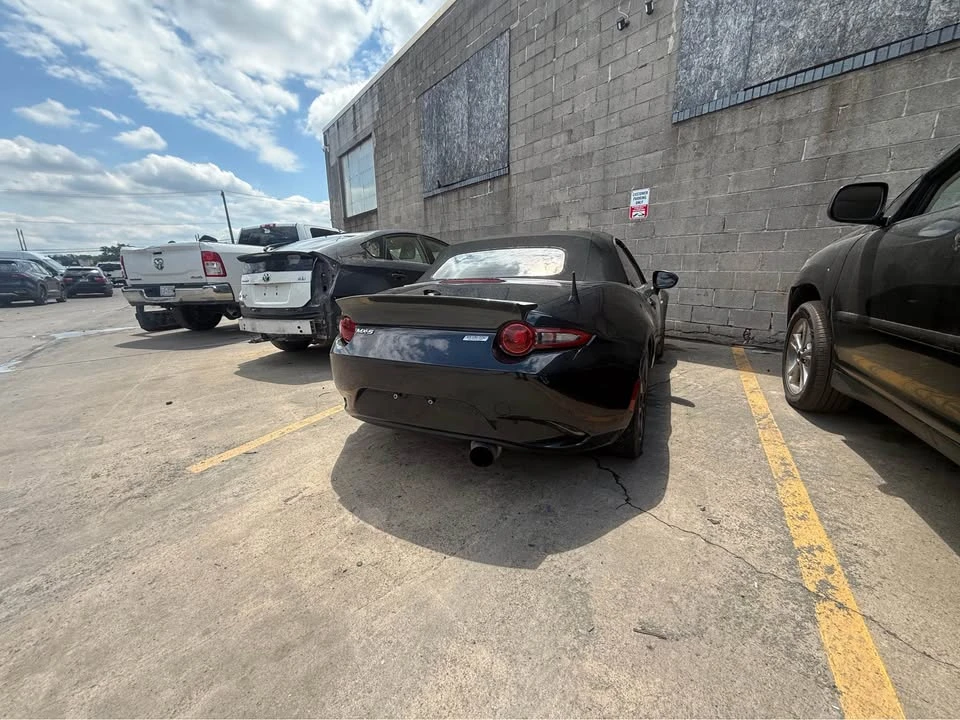 2016 Mazda ND MX-5 Miata - Image 10 of 11