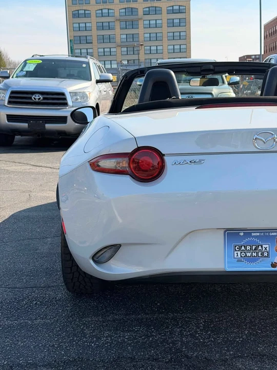 2016 Mazda ND MX-5 Miata - Image 8 of 20