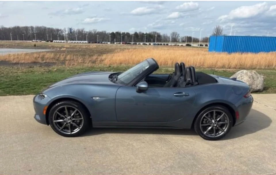 2016 Mazda ND MX-5 Miata - Image 2 of 11