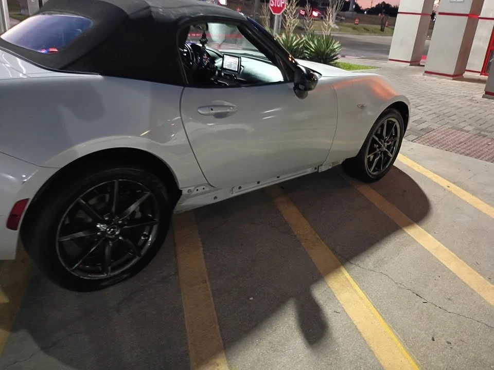2016 Mazda ND MX-5 Miata - Image 2 of 3