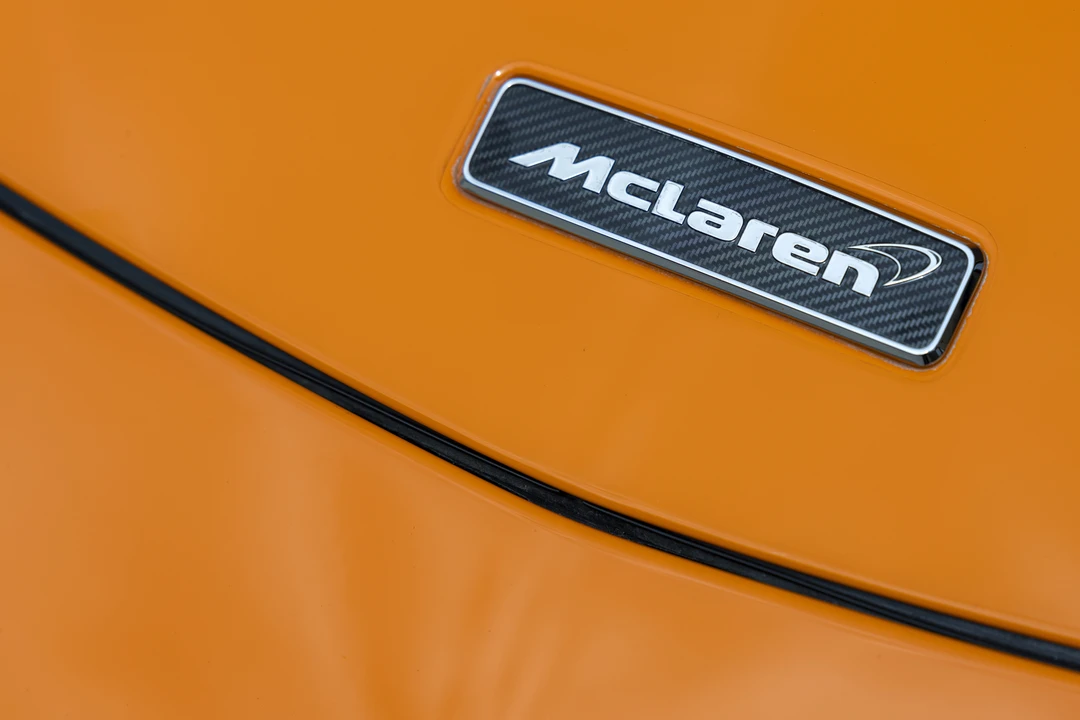 2016 McLaren 570S - Image 31 of 31