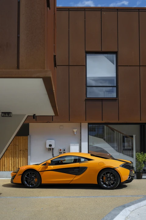 2016 McLaren 570S - Image 12 of 31