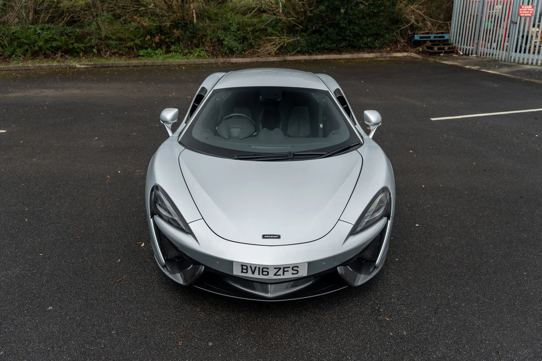 2016 McLaren 570S - Image 20 of 31