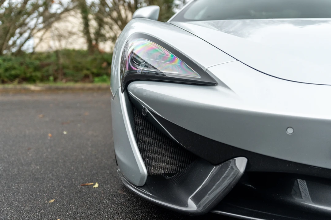 2016 McLaren 570S - Image 31 of 31