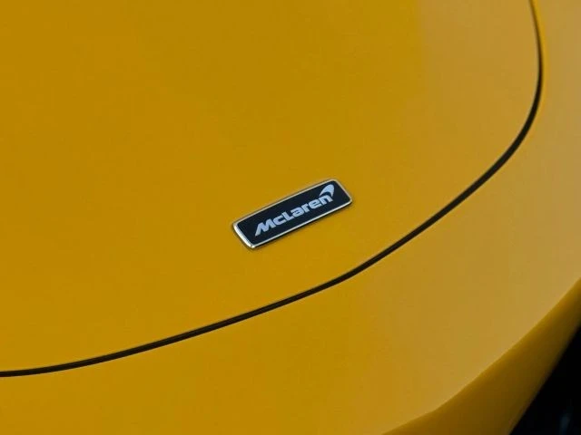 2016 McLaren 570S - Image 4 of 12