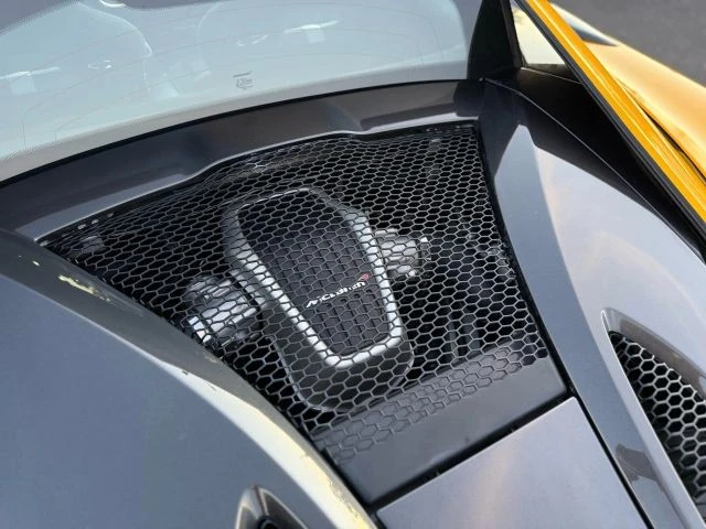 2016 McLaren 570S - Image 11 of 12